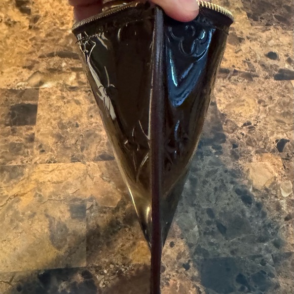 Authentic LV change/makeup holder from the Felicie Pochette bag. - Picture 3 of 7